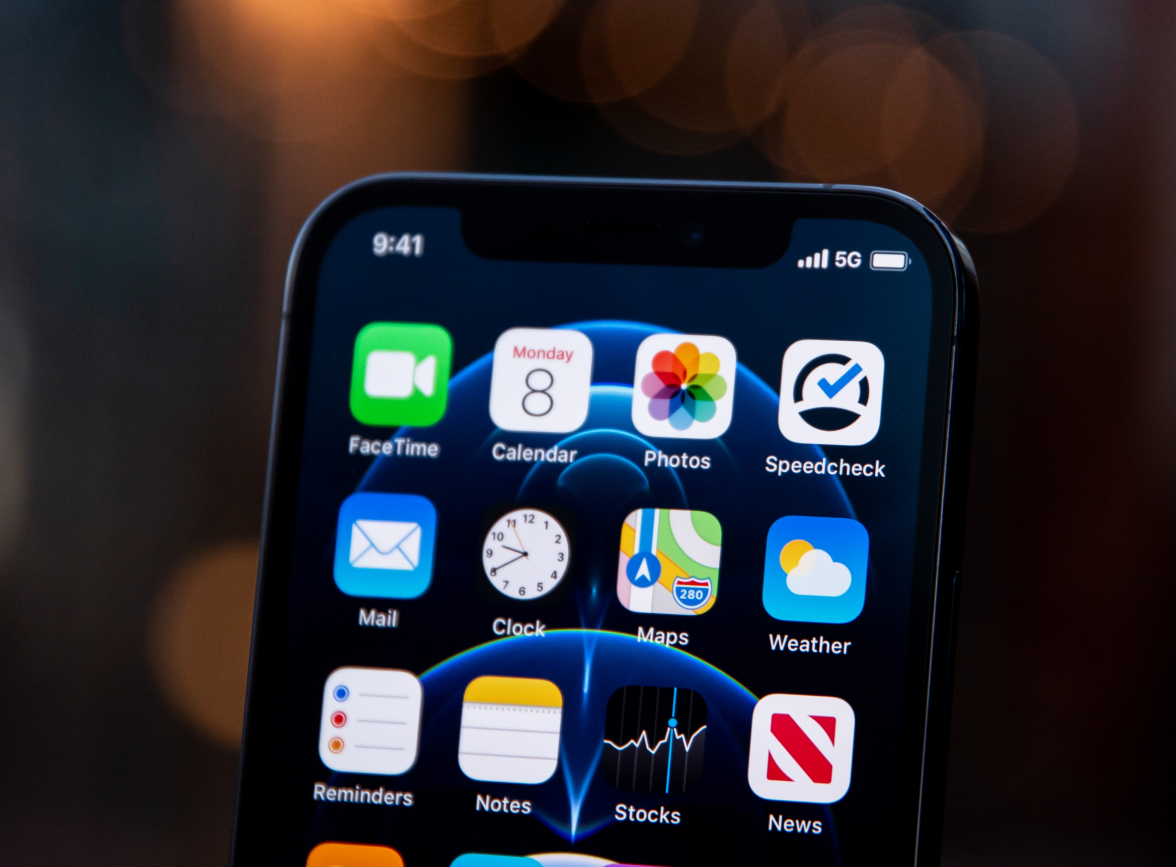 荆门苹果手机维修分享为什么 iPhone 12 在冬季会自动关机 