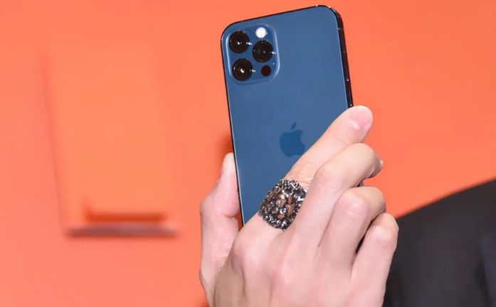 荆门苹果手机维修分享iPhone12系列重启方法教程 
